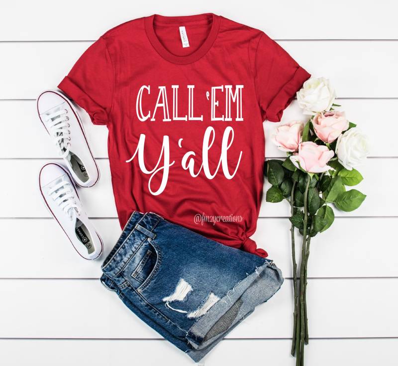Arkansas Call "Em Yall Football Shirt | Woo Schwein Sooie Fußball Spiel Fußballhemden Für Frauen Rasiermesser Arkansas von JoyfulPartyCoThreads