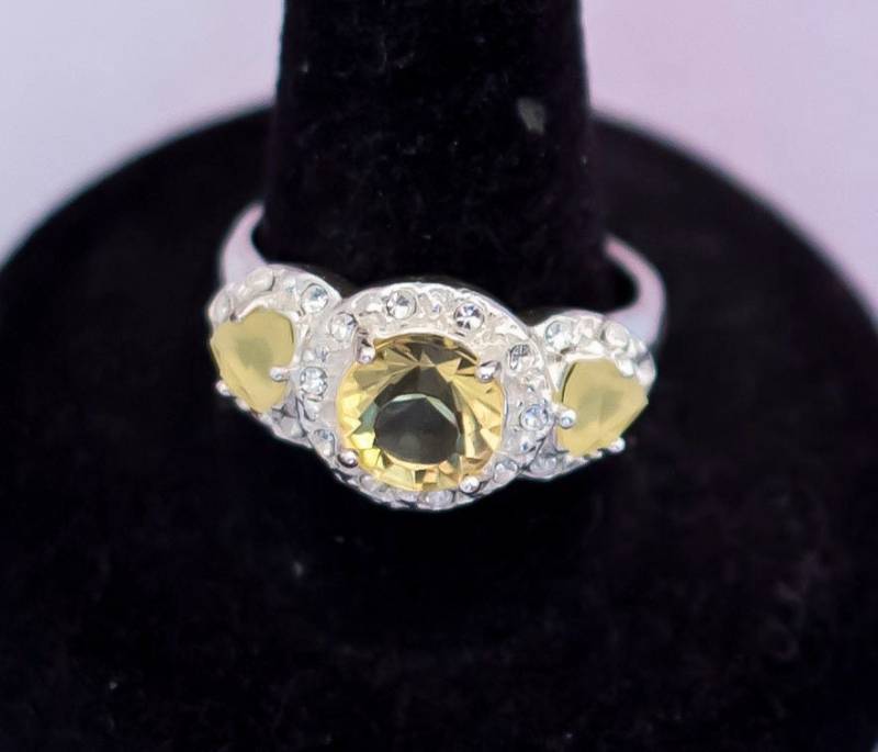 Vintage Silberfarbener Champagner Ring | Größe 9 Avon J24 von JoyfulVintageStore