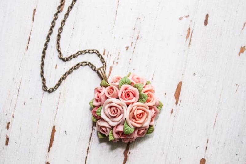 Handgemachte Kette, Bronze Anhänger, Blumen Schmuck, Bronze, Polymer Clay Blume, Handgemachter Anhänger Handgemachte Kette, Bronze Anhänger, Blumen Schmuck, Bronze, Polymer Clay Blume, Handgemachter Anhänger von Joyloveclay