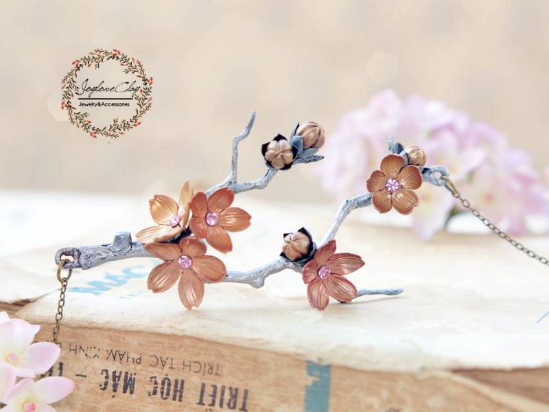 Rose Gold Silber Kirschblüte Halskette, Handgemachte Blumen Halskette Rose Gold Silber Kirschblüte Halskette, Handgemachte Blumen Halskette von Joyloveclay