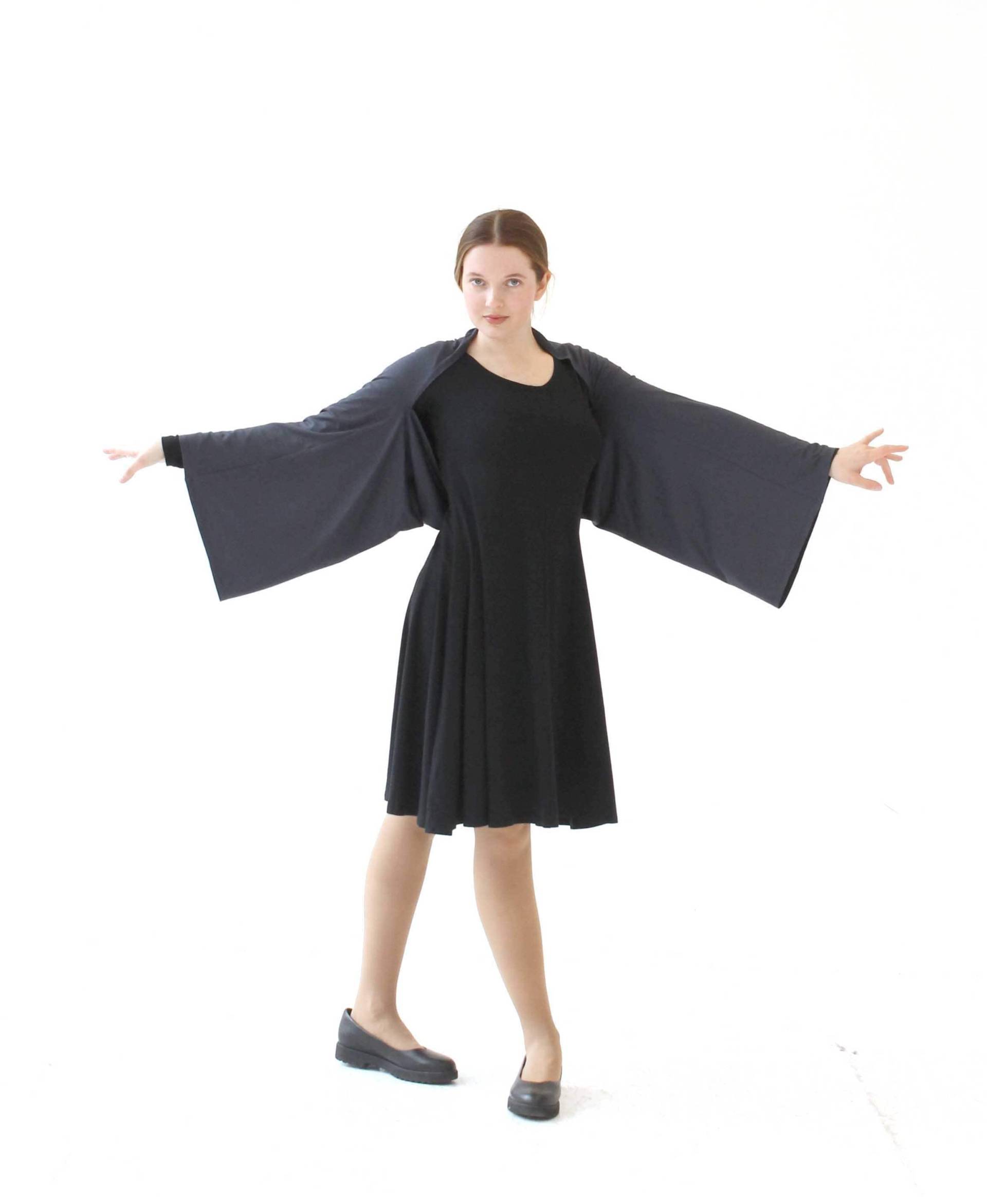 Graue Achselzucken Mit Kimono Ärmeln, Strickjacke Graue Achselzucken Mit Kimono Ärmeln, Strickjacke von Jqlovesu