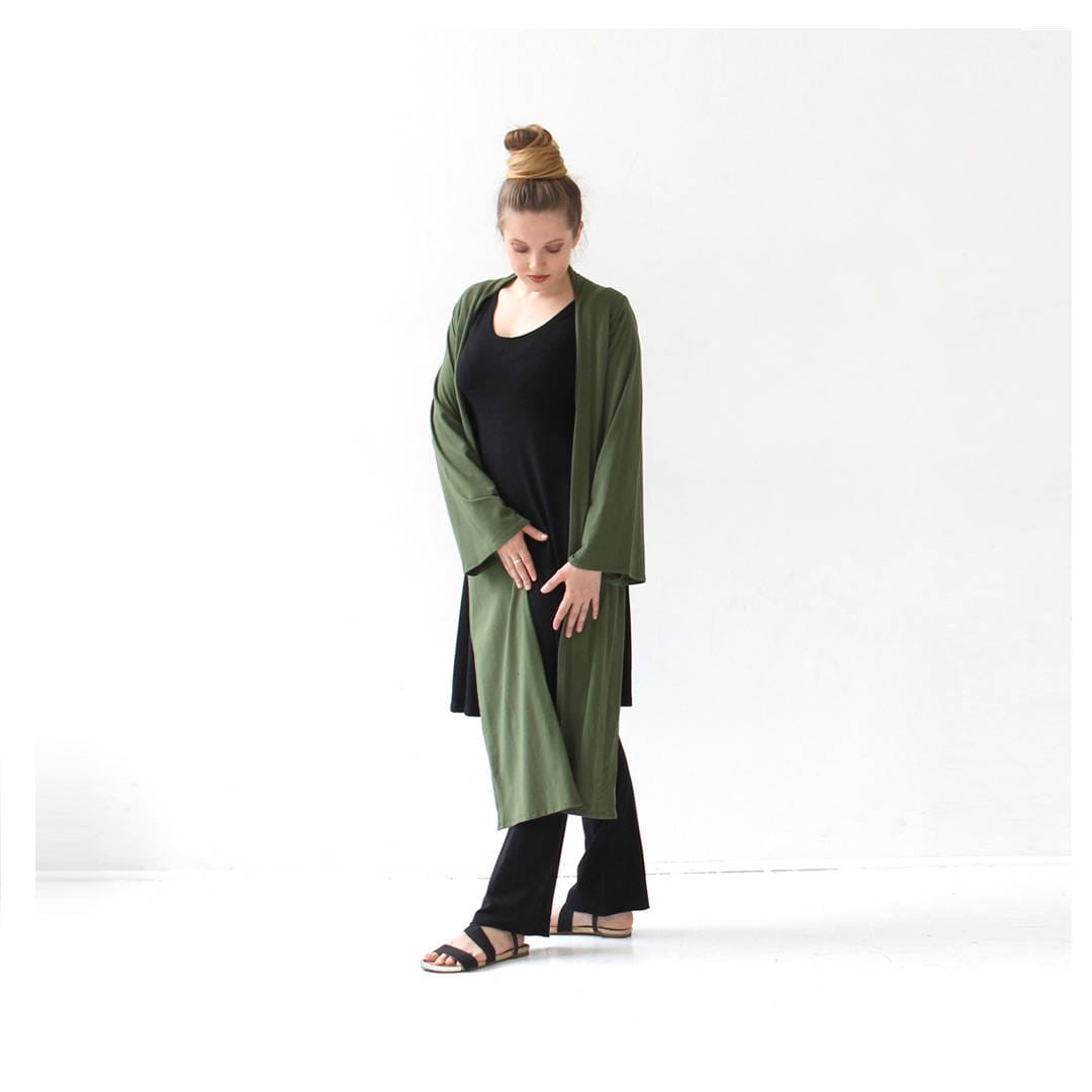 Kimono Hülle Cardigan in Moosgrün, Plus Size Kimono Hülle Cardigan in Moosgrün, Plus Size von Jqlovesu