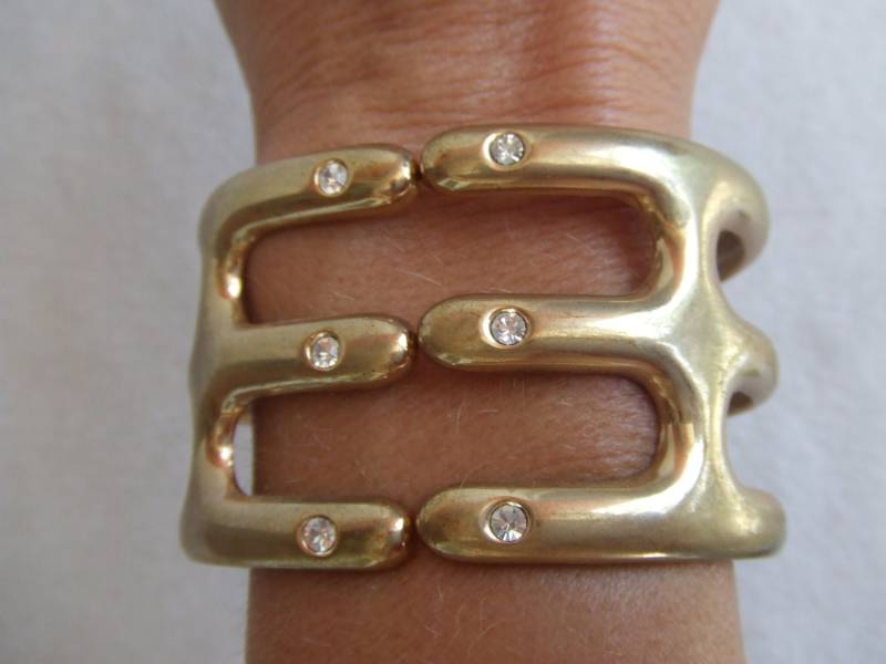 Chunky Retro Gold Ton Metall Strass Funky Klapparmband Chunky Retro Gold Ton Metall Strass Funky Klapparmband von JsJewelryandStuff