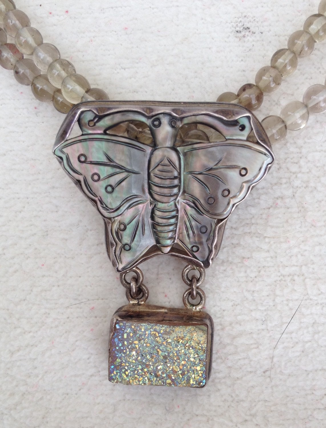 Vintage Glasperle Doppelstrang 925 Sterling Silber Schmetterling Modeschmuck Halskette Vintage Glasperle Doppelstrang 925 Sterling Silber Schmetterling Modeschmuck Halskette von JsJewelryandStuff