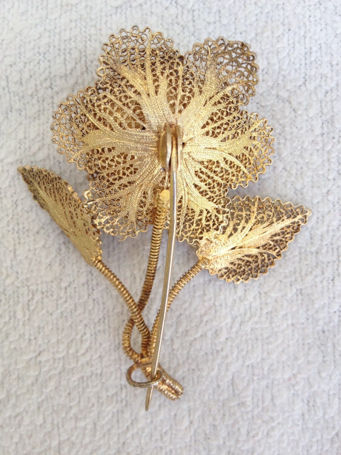 Vintage Gold Feine Filigrane Dahlie Blumen Brosche Vintage Gold Feine Filigrane Dahlie Blumen Brosche von JsJewelryandStuff