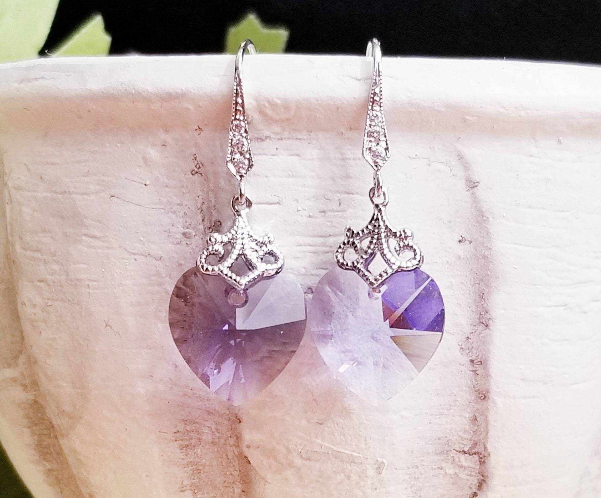 Lila Tansanit Herz Kristall Silber Ohrringe~Crystallized™ - Swarovski Elements~Kronen Ösen~Cubic Zirconia~Hochzeit~Abschlussball~Geschenk~Braut~ von JsVibrantCreations