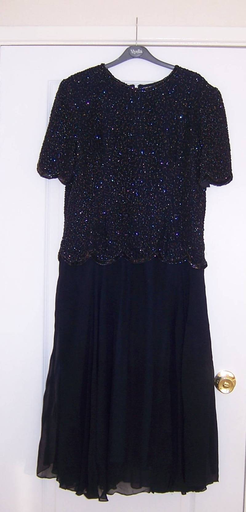 Vintage Schwarzes Kleid, Damen Abend Tragen, Voller Rock Kleid Vintage Schwarzes Kleid, Damen Abend Tragen, Voller Rock Kleid von Jstitchuk