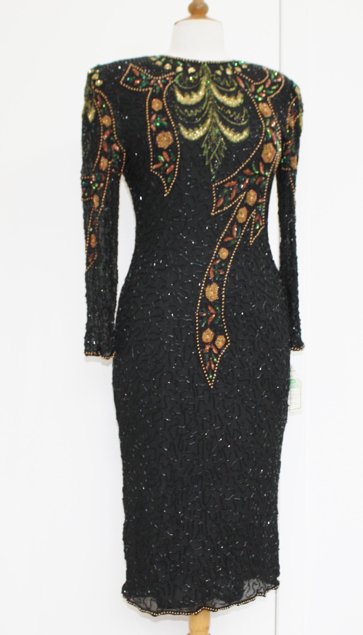 Jtrimming Vintage Perlen Kleid Langarm 45 "Zoll Länge Handarbeit Auf Seide Stil 5031 von Jtrimming