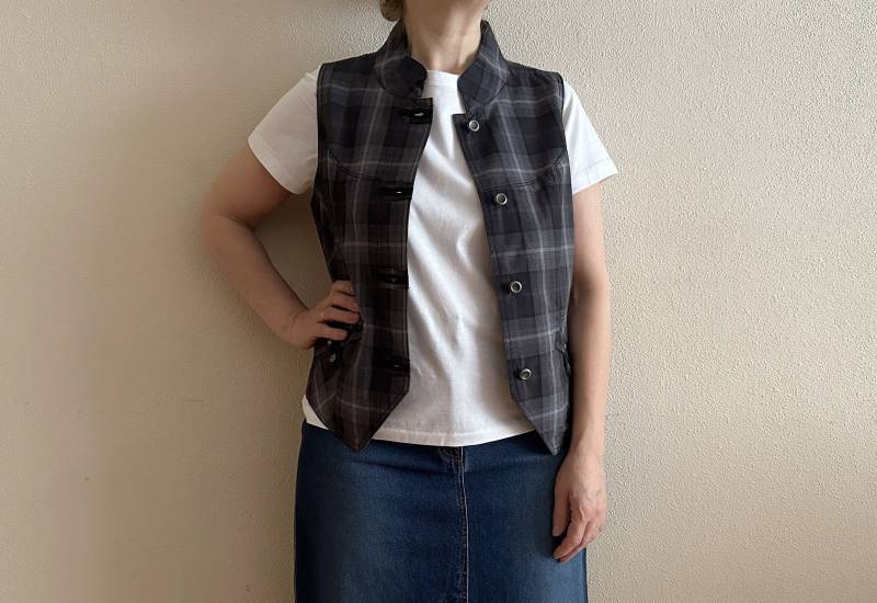 Damen Weste Grau Karierte Karierte Ausgestattet Stehkragen von JuJuVintageFinds