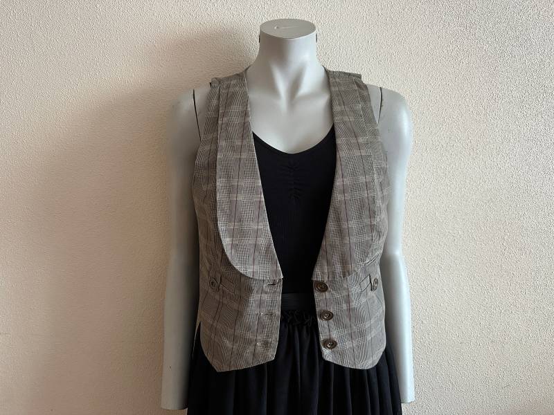 Damen Westen Braune Weste Beige Karierte Romantisch Klassisch Kariert Ausgestattete Mittlere Größe von JuJuVintageFinds