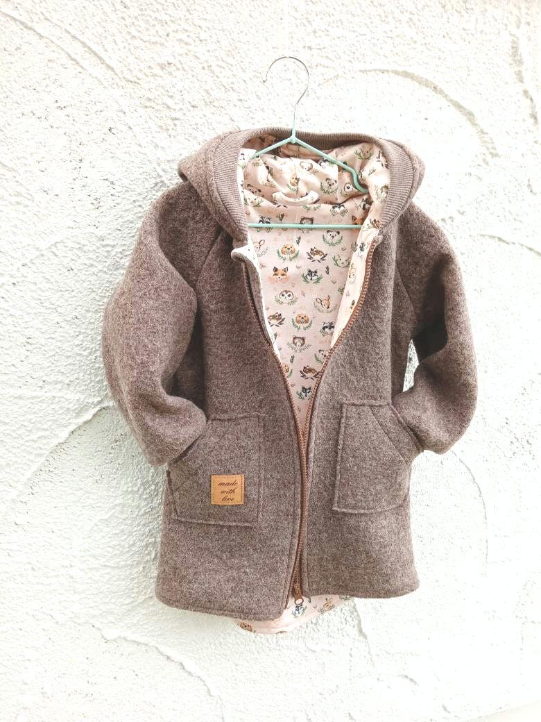 Walkmantel /Wollwalkjacke | Foto Taupe Für Kinder Ab Größe 62-68 Bis 140-146 Futterbaumwolljersey Mit Muster Oder Einfarbig von JuTTanDE