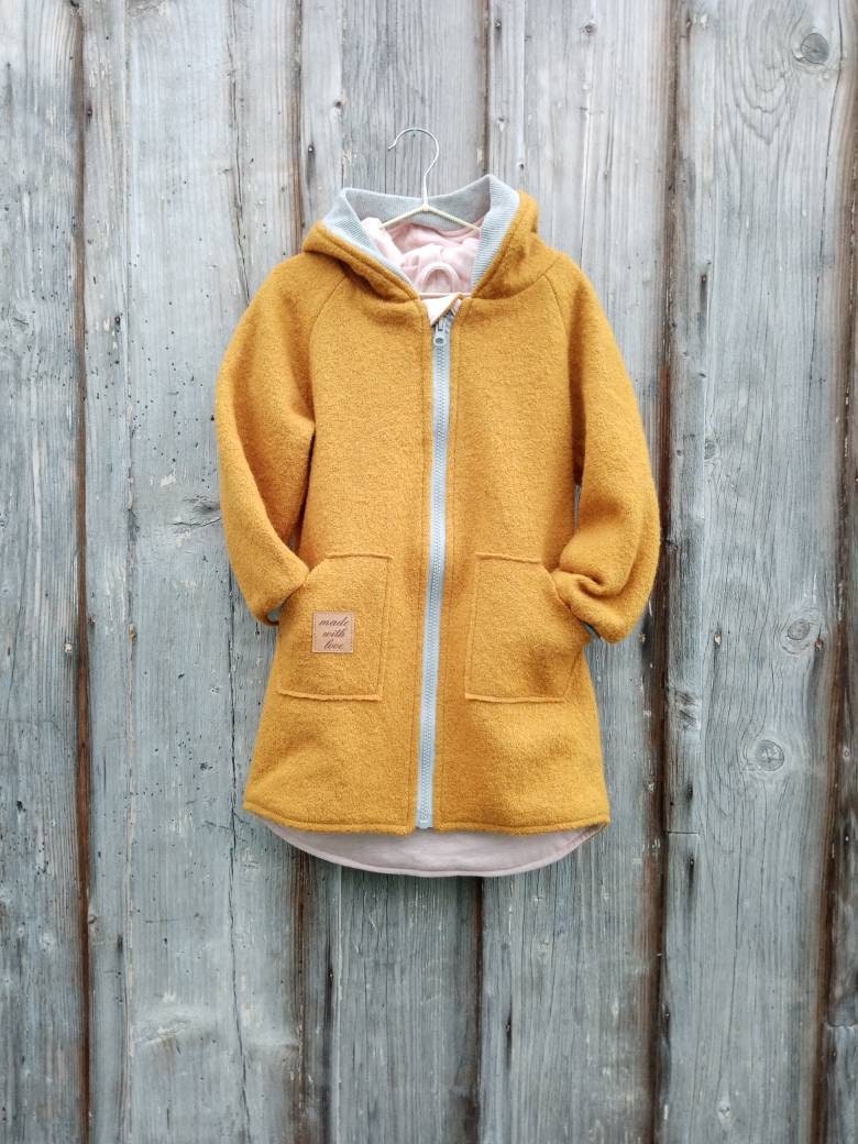 Walkmantel /Wollwalkjacke Senfgelb Für Kinder Mit Baumwoll Futter. Gr 110-116. Sofort Lieferbar von JuTTanDE