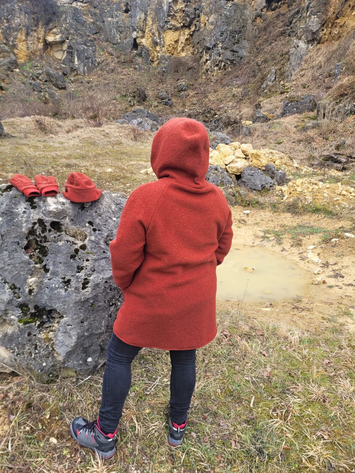 Walkmantel Rostbraun Gr L Der Mantel Ist Mit Einem Baumwollsweat Komplett Gefüttert.der Hat Die Gleiche Form Wie Kindermäntel von JuTTanDE