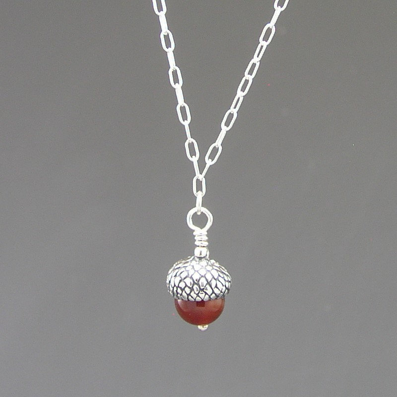 Eichel Halskette, Karneol, Willkommen Schmuck, Sterling, Gastfreundschaft, Botanical, Karneol Symbolik, Lange Haltbarkeit, Portofrei Eichel Halskette, Karneol, Willkommen Schmuck, Sterling, Gastfreundschaft, Botanical, Karneol Symbolik, Lange Haltbarkeit, Portofrei von JudieGummDesigns