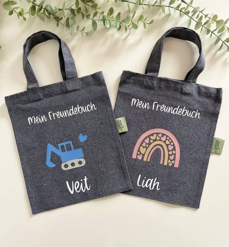 Buchtasche Freundebuch Personalisiert Mit Name Bagger/Regenbogen Frosch Wal Geschenk Geburtstag Kindergartenfreunde Schulfreunde Buchtasche Freundebuch Personalisiert Mit Name Bagger/Regenbogen Frosch Wal Geschenk Geburtstag Kindergartenfreunde Schulfreunde von JudiesPlotterwerk