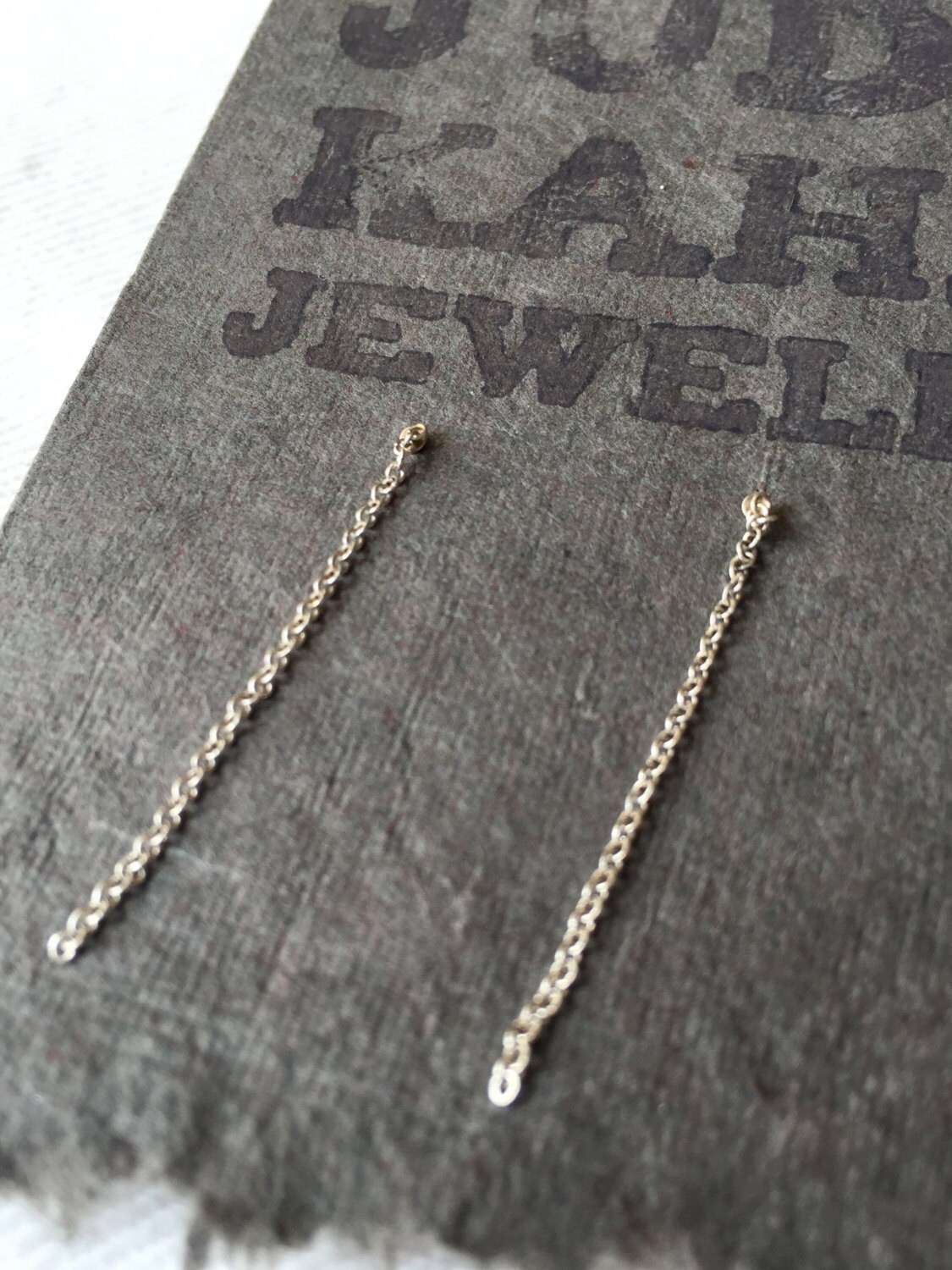 Whisper Ohrringe - Schlanke Silberkette Whisper Ohrringe - Schlanke Silberkette von JudyKahnJewelry
