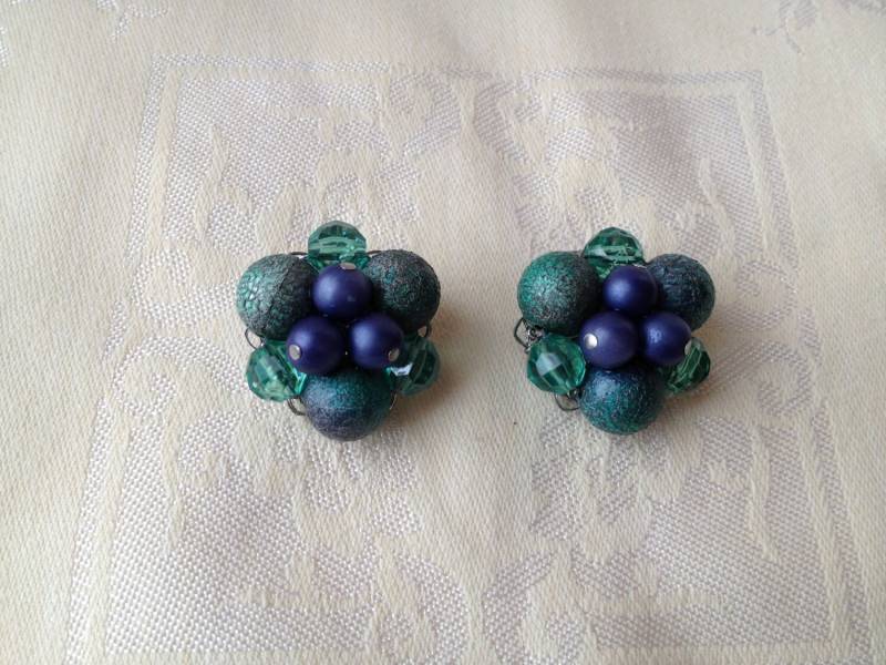 Deauville Vintage Blau Und Grüne Perlen Ohrringe 1950Er Jahre von JudysVintageCorner