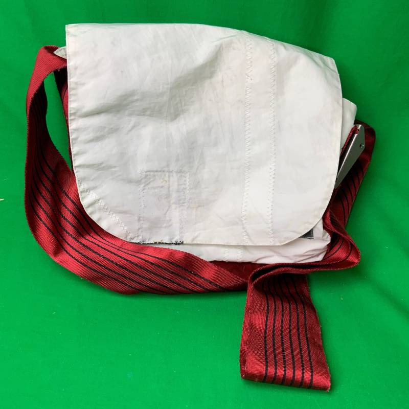 U - Segeltuch-Taschen, Waschbar von Juergensendesign