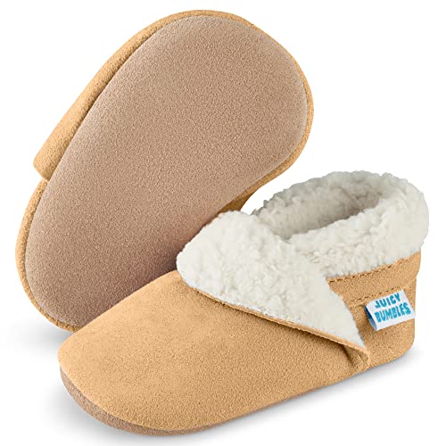 Juicy Bumbles Velours Hausschuhe Baby - Bequeme Rutschfeste Baby Hausschuhe - Fleecegefütterte Lauflernschuhe - Hausschuhe Junge und Mädchen - Hausschuhe Kinder Mond und Sterne - Beige 22-23 EU von Juicy Bumbles