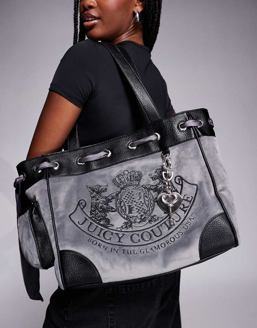 Juicy Couture - Day Dreamer - Tasche in Grau im Y2K-Stil von Juicy Couture