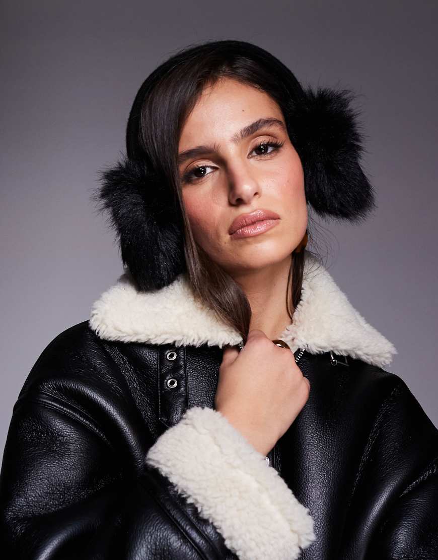 Juicy Couture - Flauschige Ohrenschützer in Schwarz von Juicy Couture