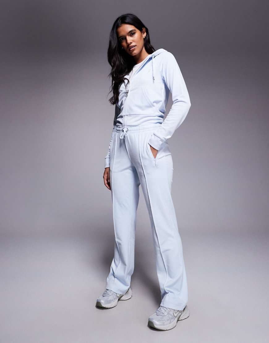 Juicy Couture - Jogginghose aus Velours in Babyblau, Kombiteil von Juicy Couture