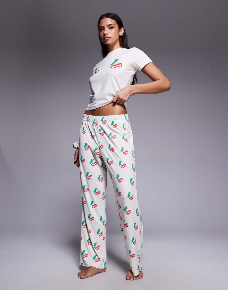 Juicy Couture - Schlafanzug in Creme mit Kirschmuster-Weiß von Juicy Couture
