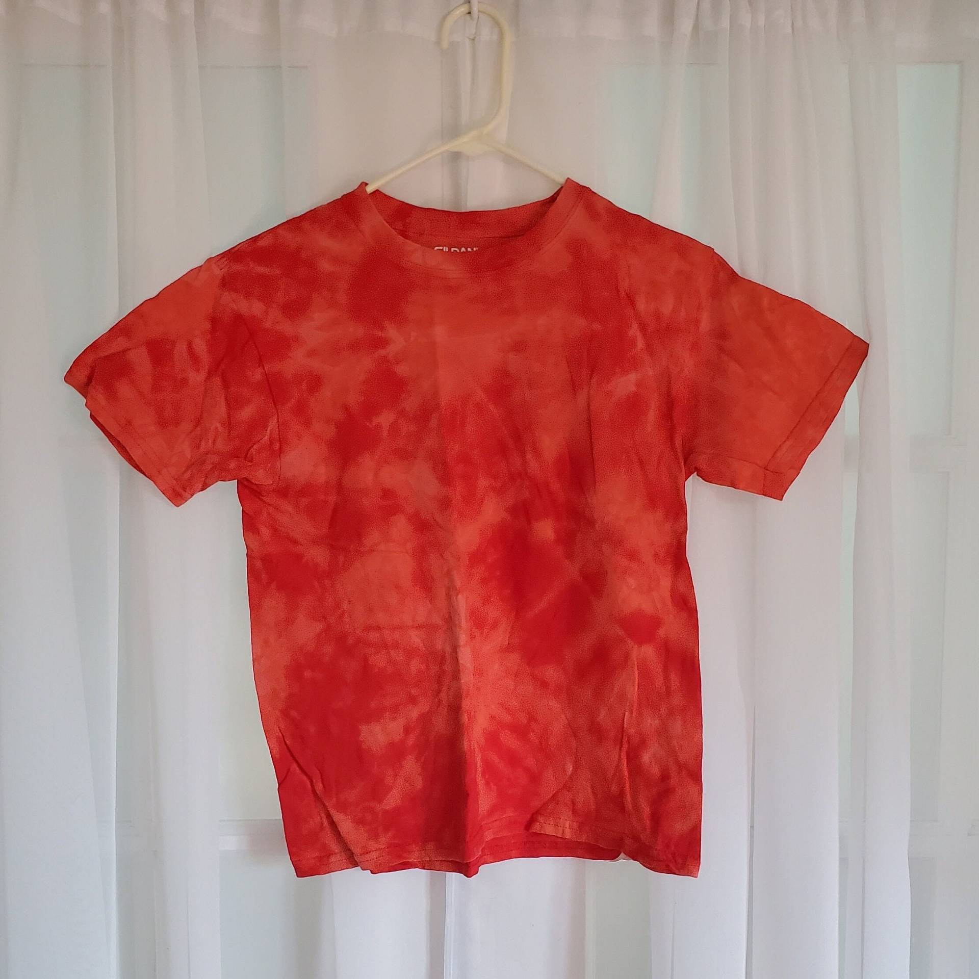Bleichmittel Tie-Dye Rotes Shirt | Jugend Medium Bleichmittel Tie-Dye Rotes Shirt | Jugend Medium von JujuBleach