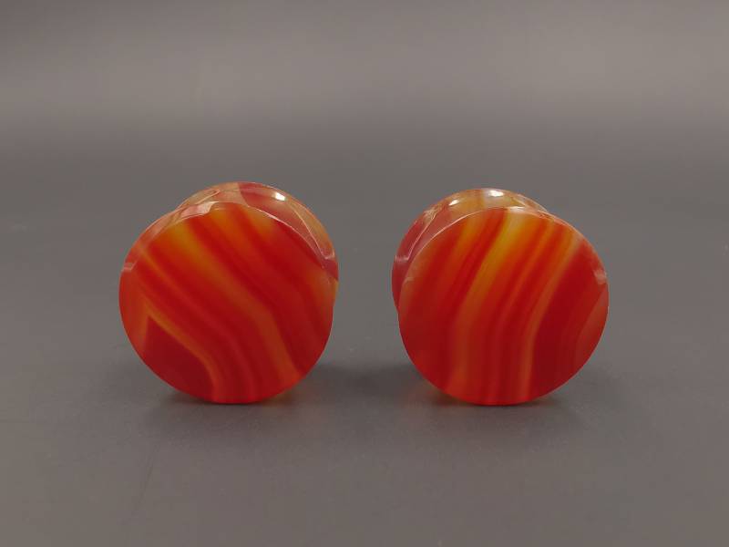 16mm Karneol Plugs 16mm Karneol Plugs von JujuStoneworks