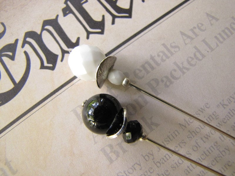 2 Schwarz Und Weiß Hutnadeln Vereint, Silber Vergoldet Hijab Pins, Anstecknadeln von JujubePins