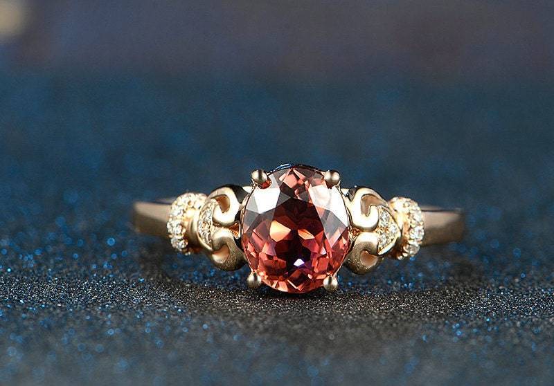 Ovale Form Roter Turmalin Rubellit-Diamant-Verlobungsring in 18 K Rose Gold Hochzeit Geburtstag Jubiläum Valentine Ovale Form Roter Turmalin Rubellit-Diamant-Verlobungsring in 18 K Rose Gold Hochzeit Geburtstag Jubiläum Valentine von Jujuden