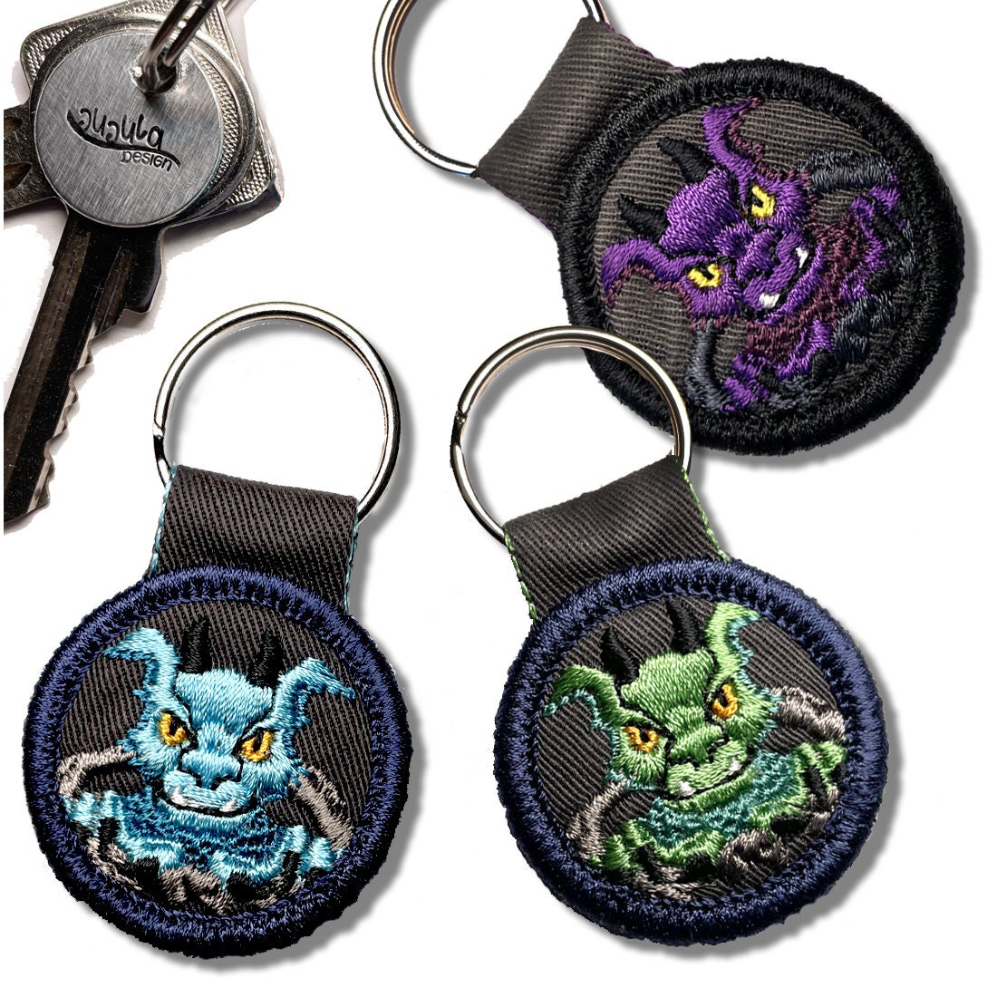 Bestickter Schlüsselanhänger "Drache" Optional Personalisierbar von JujulaDesign