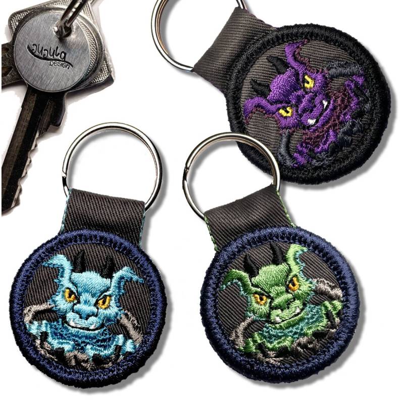Bestickter Schlüsselanhänger "Drache" Optional Personalisierbar von JujulaDesign
