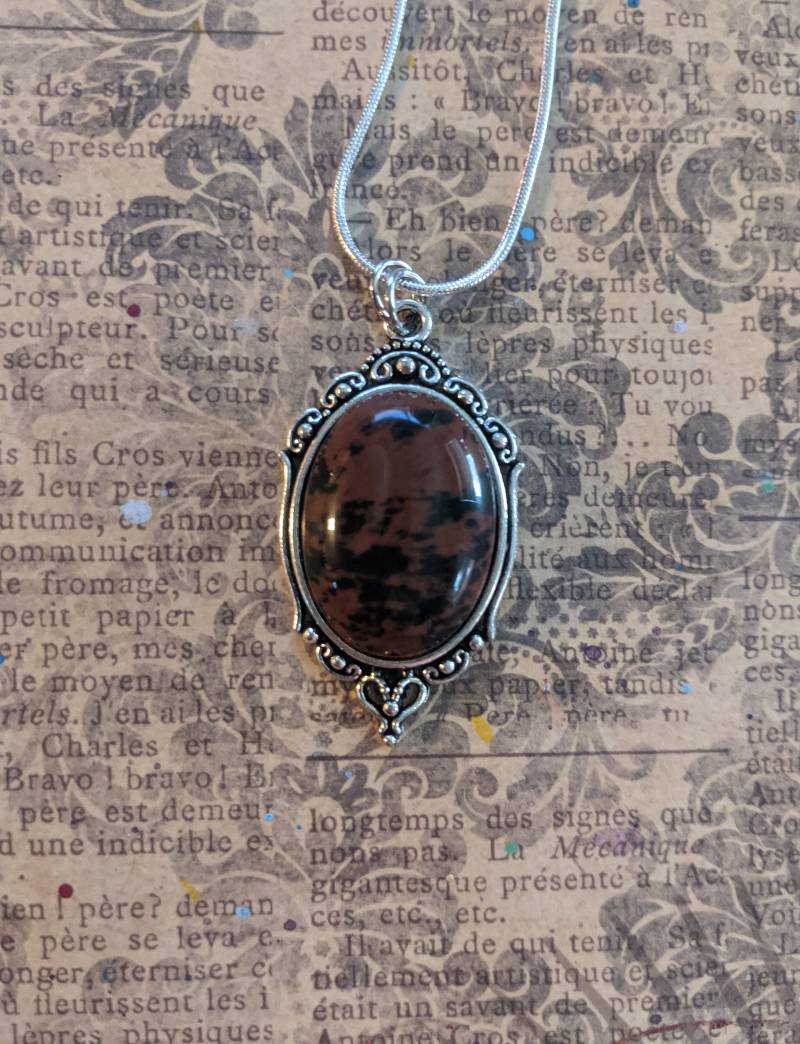 Natürlicher Halb Kostbarer Rot Und Schwarz Gefleckter Schwan Stein Kamee Stil Silber Anhänger An 925 Grade Sterling Halskette Natürlicher Halb Kostbarer Rot Und Schwarz Gefleckter Schwan Stein Kamee Stil Silber Anhänger An 925 Grade Sterling Halskette von JujusCrafts