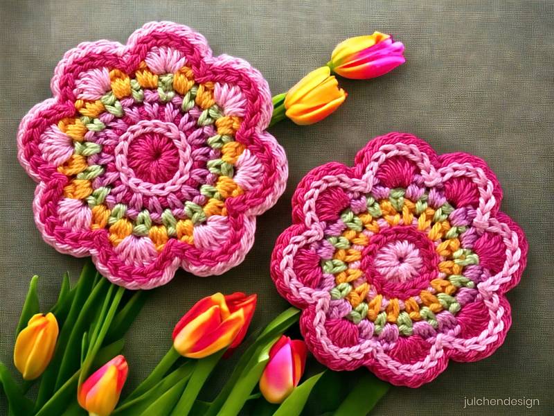 2 Häkelblumen, Applikationen, Aufnäher, Häkelblume, Applikation von Julchendesign