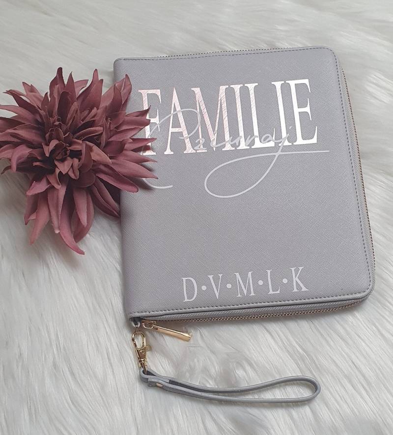 Organizer Familie | Personalisierte Dokumentenmappe Mutterpass Reiseunterlagen Initialien Mit Namen von Juleohandmade
