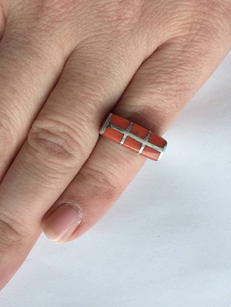 Sterling Silber Ring Mit Orange, Koralle, Farbigen Steinen, Modern Style Sterling Silber Ring Mit Orange, Koralle, Farbigen Steinen, Modern Style von JulesJewelsJJShop