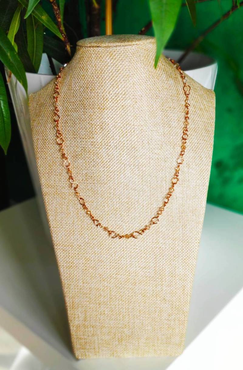 Halskette Roségold Mit Swarovski Steinen Halskette Roségold Mit Swarovski Steinen von JulesKreativOrt