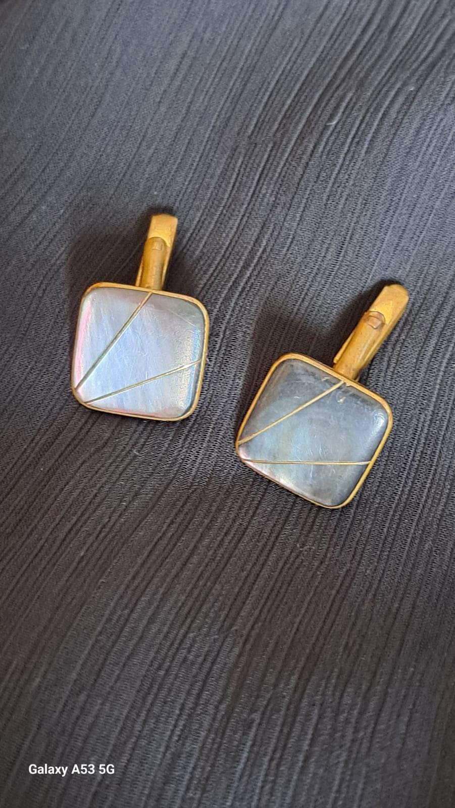 Alte Manschettenknöpfe Goldfarben Mit Perlmutt - Vintage Alte Manschettenknöpfe Goldfarben Mit Perlmutt - Vintage von JulesLaedchen