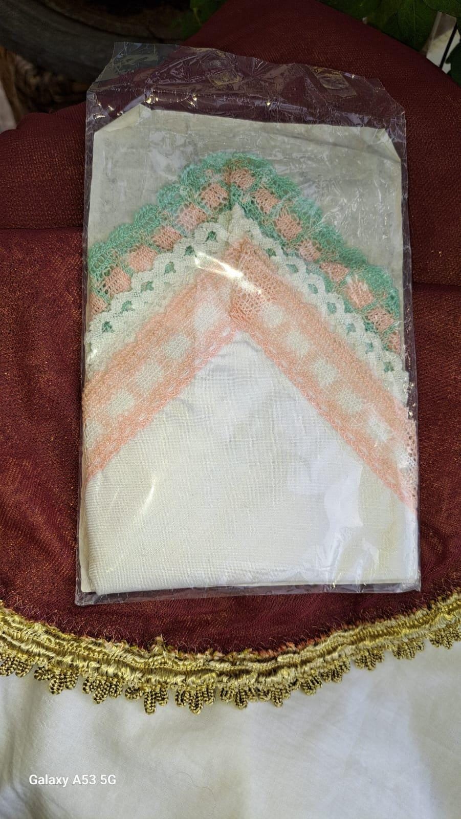 Drei Alte Spitzentaschentücher von JulesLaedchen