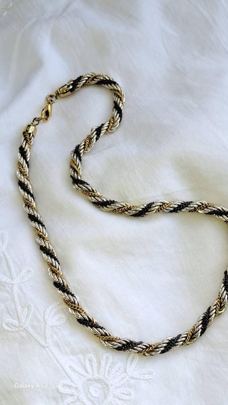 Halskette Kurz Gold-Silber-Anthrazit Gedreht - Mit Karabinerverschluß von JulesLaedchen