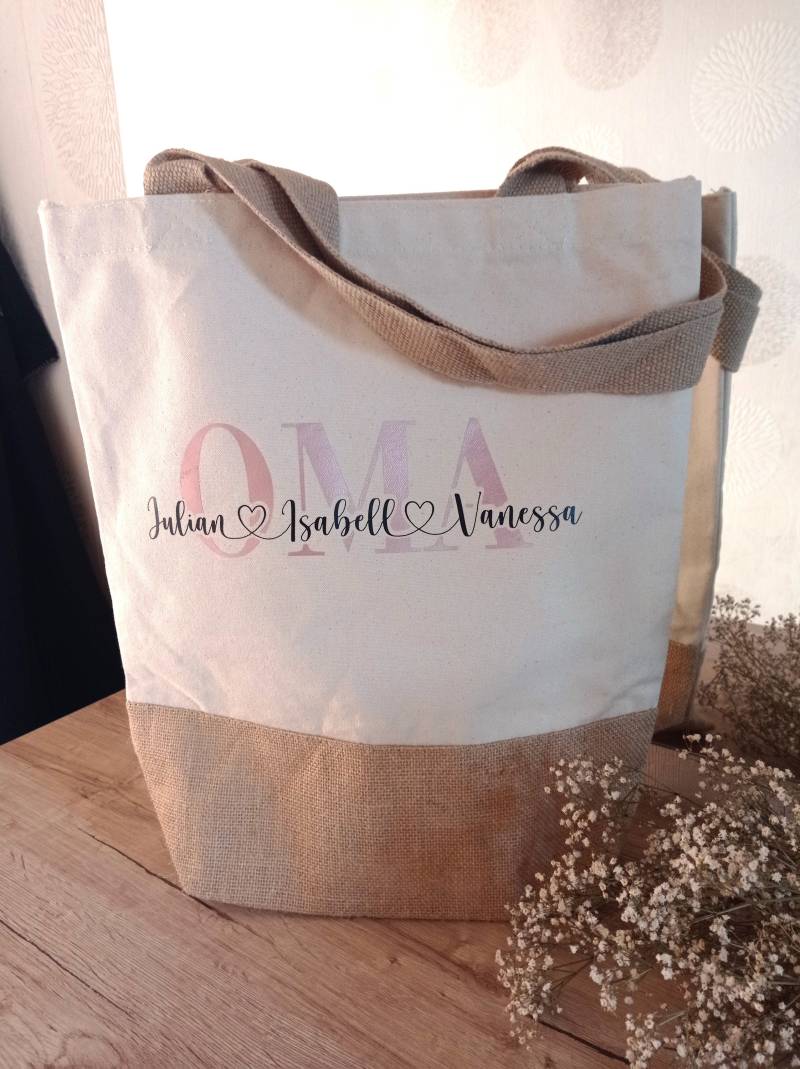 Jutetasche Oma Personalisiert | Shopper Baumwolltasche Einkaufstasche Muttertag Geburtstag Weihnachten Geschenk - Art.nr. Jb010 Jutetasche Oma Personalisiert | Shopper Baumwolltasche Einkaufstasche Muttertag Geburtstag Weihnachten Geschenk - Art.nr. Jb010 von JuliBellDeko
