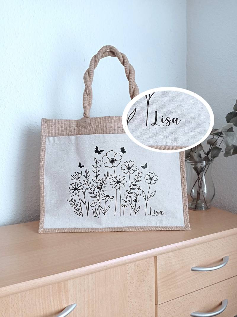 Jutetasche Personalisiert Blumen Wildblumen | Shopper Einkaufstasche Muttertag Geburtstag Weihnachten Geschenk - Art.nr. Jb011 Jutetasche Personalisiert Blumen Wildblumen | Shopper Einkaufstasche Muttertag Geburtstag Weihnachten Geschenk - Art.nr. Jb011 von JuliBellDeko
