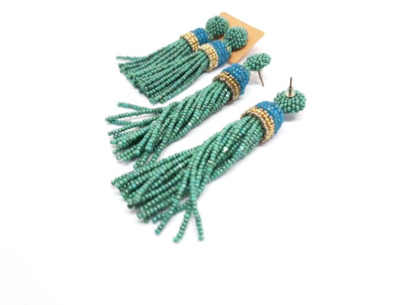 Aquagrüne Rocailles Quaste Ohrringe Im Oscar De La Renta Stil Aquagrüne Rocailles Quaste Ohrringe Im Oscar De La Renta Stil von JuliMarBeads