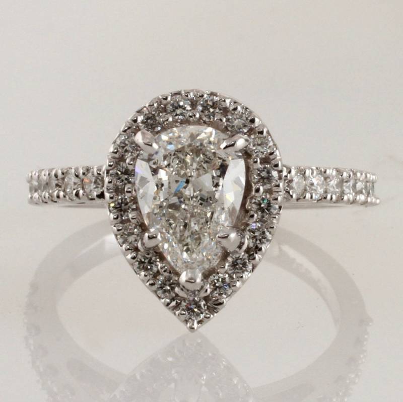 Birne Form Verlobungsring/Moissanit E 1, 5 Ct Gold Diamant Halo Ring Jubiläum Andere Stein Und Metall Erhältlich von JuliaFineJewelry