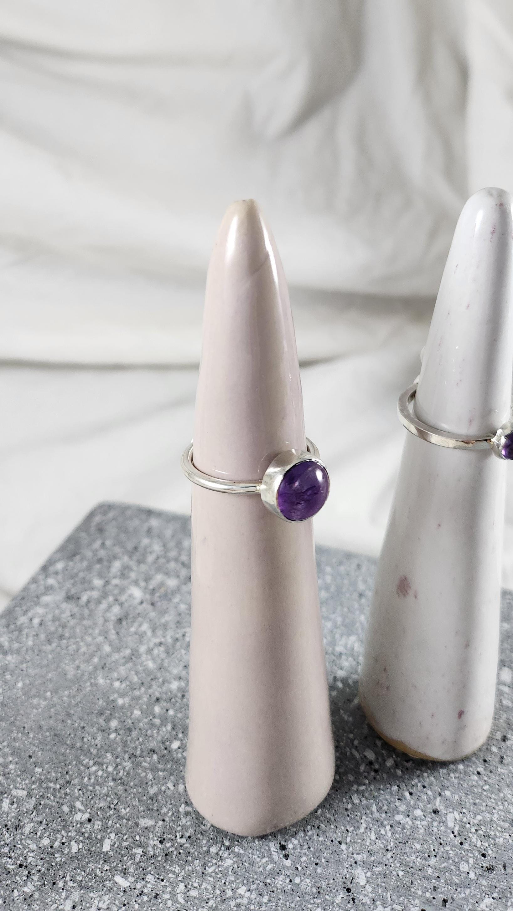 Maxi-Ring "Drops' Mit Amethyst Maxi-Ring "Drops' Mit Amethyst von JuliaIsabellBaeumer
