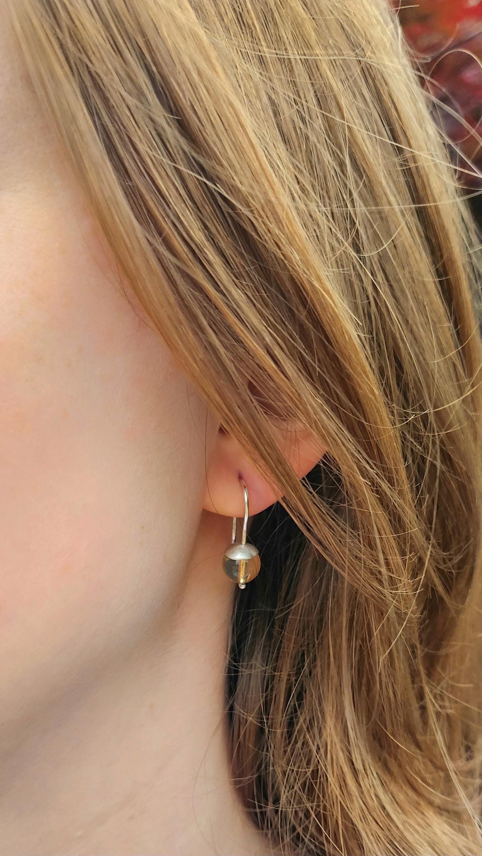 Mini-Ohrhänger "Drops' Mit Citrin von JuliaIsabellBaeumer