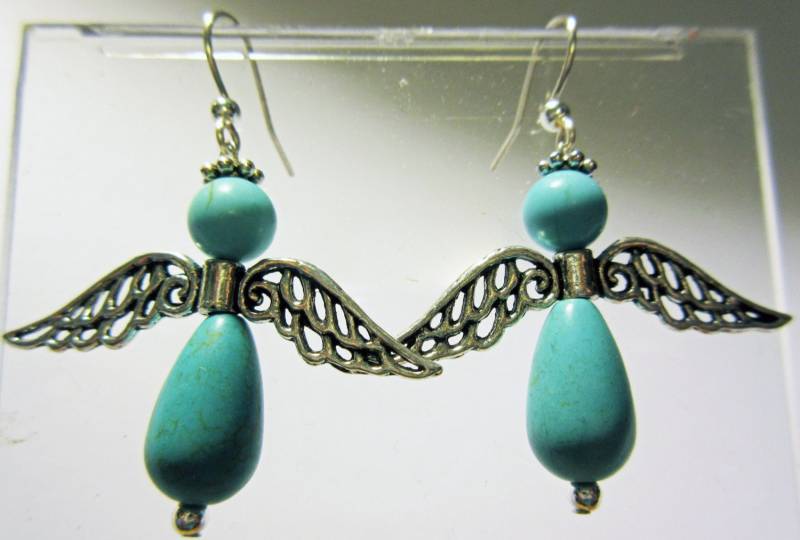 Engel Ohrringe, Aus Türkis Steinen Und Mit Silberfarbenen Haken Flügeln Engel Ohrringe, Aus Türkis Steinen Und Mit Silberfarbenen Haken Flügeln von JuliaLouiseShop