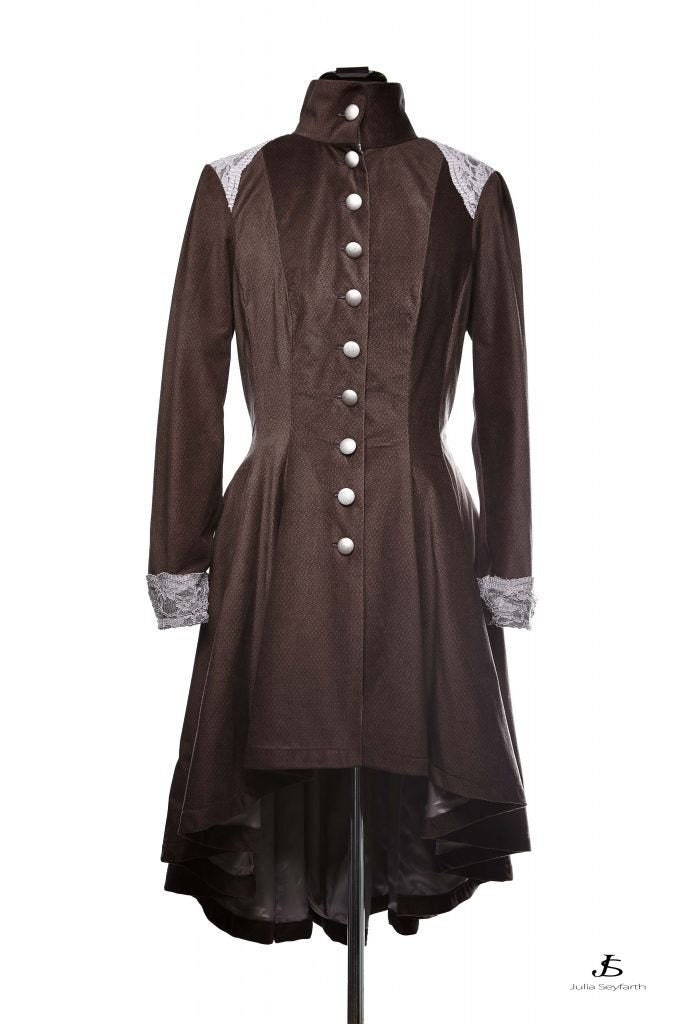 steampunk Military Mantel Einzelstück von JuliaSeyfarthMode