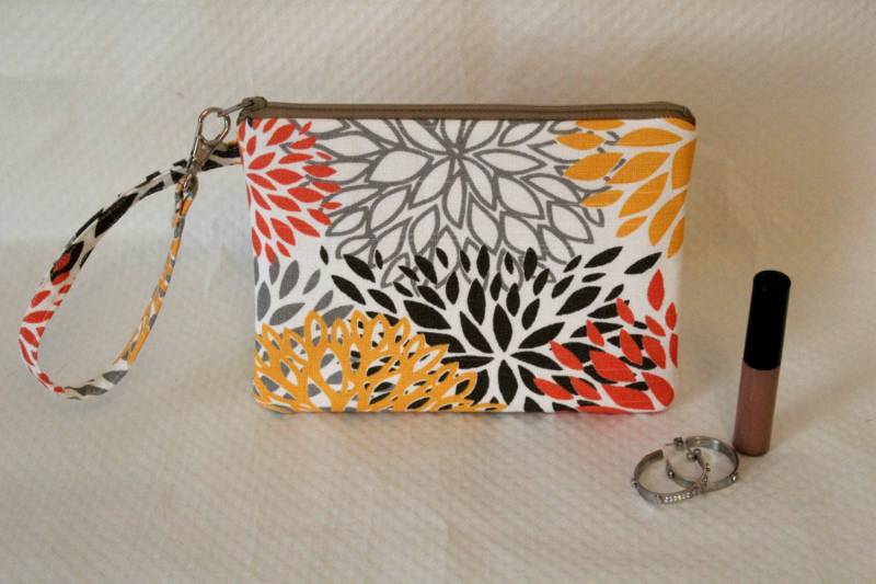 Grau-Armband, Reißverschluss Kupplung, Mäppchen, Boho Armband, Kupplung Brieftasche, Iphone Case, Geschenke Für Sie, Brautjungferngeschenke von JuliaSherryDesigns